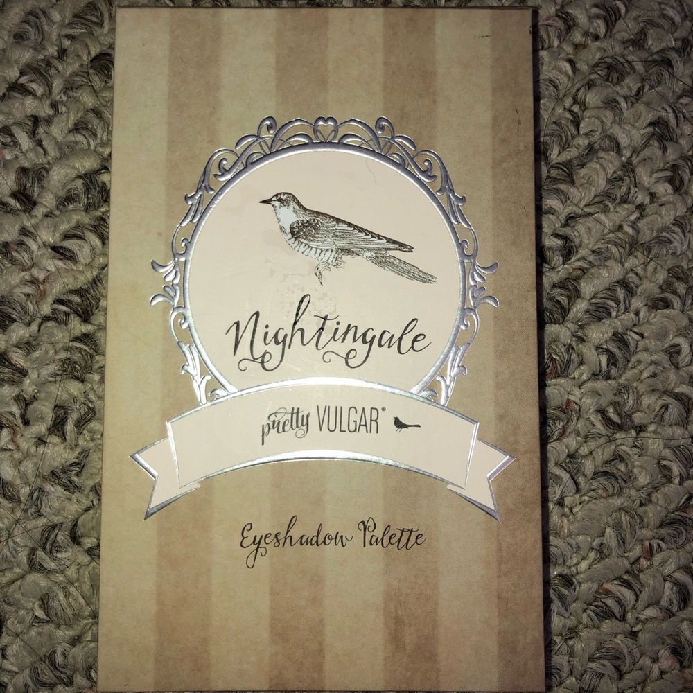 pretty Vulgar nightingale eyeshadow palette
